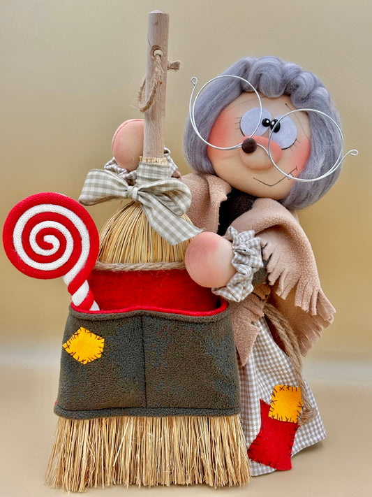 Befana spazzadolcetti - cartamodello facile da realizzare - pdf - download instantaneo