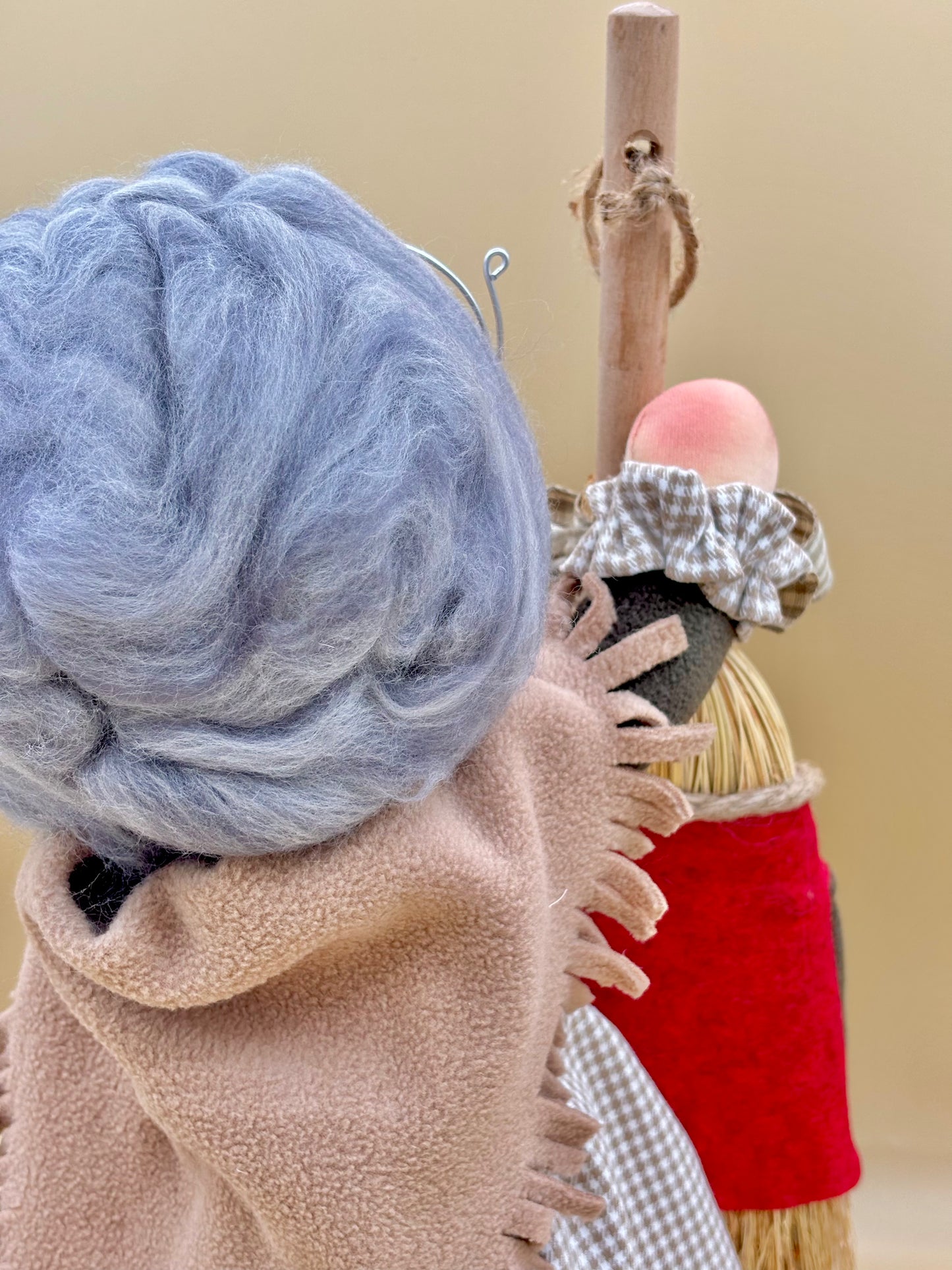 Befana spazzadolcetti - cartamodello facile da realizzare - pdf - download instantaneo