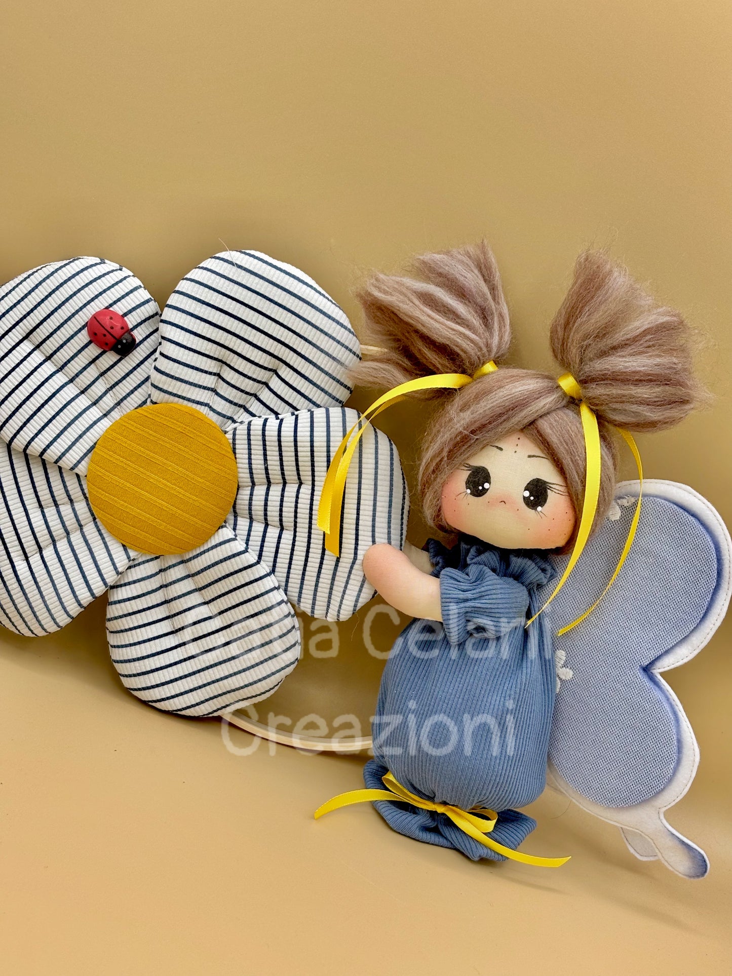 Vola farfalla - cartamodello facile da realizzare - pdf - download instantaneo