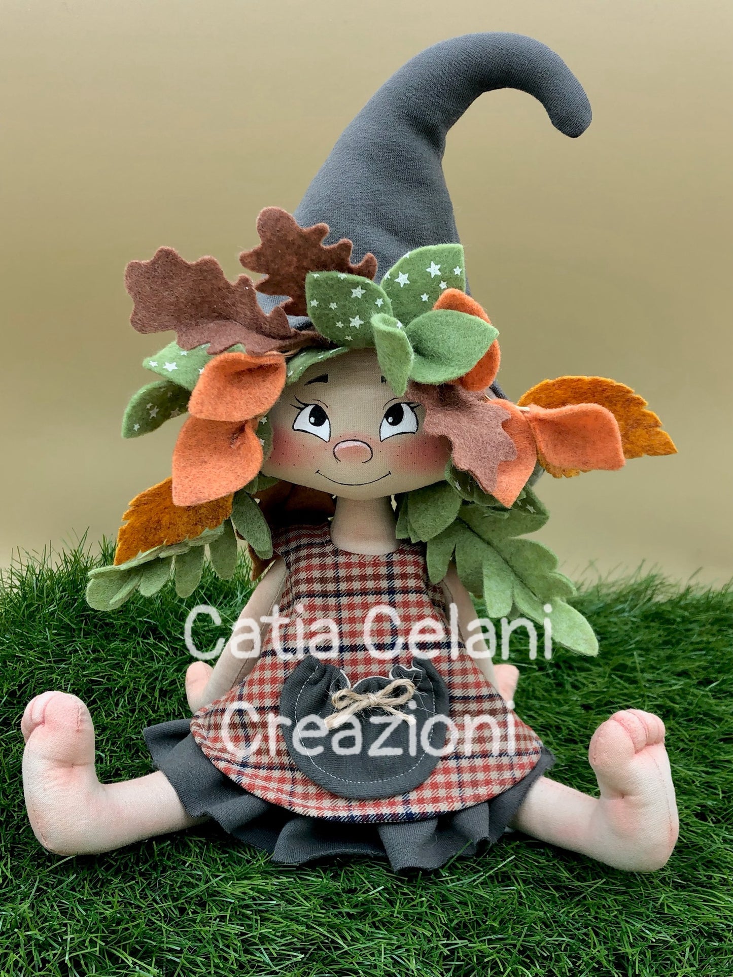 "Leaf and Pin" sewing pattern: wood elf, hedgehog, instant pdf download