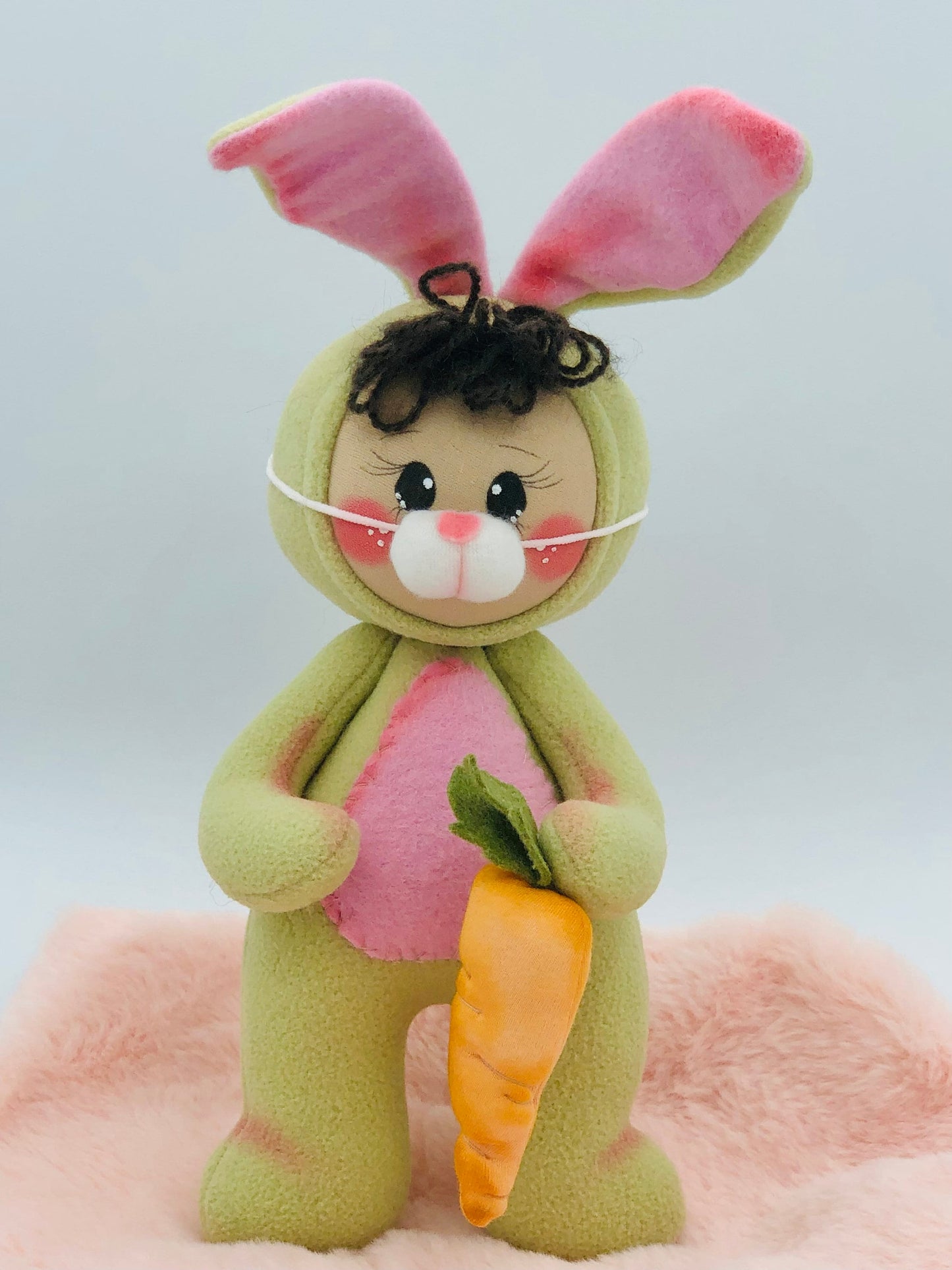 Cartamodello coniglio - Bunny Doll - Pasqua - pdf - facile da realizzare - download instantaneo